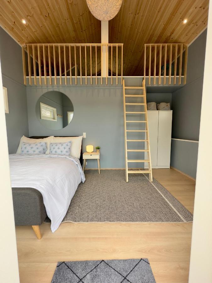 Cozy Cottage Close To Idyllic Archipelago With Additional Building If Booked For More Than 2 People Eydehavn Екстериор снимка