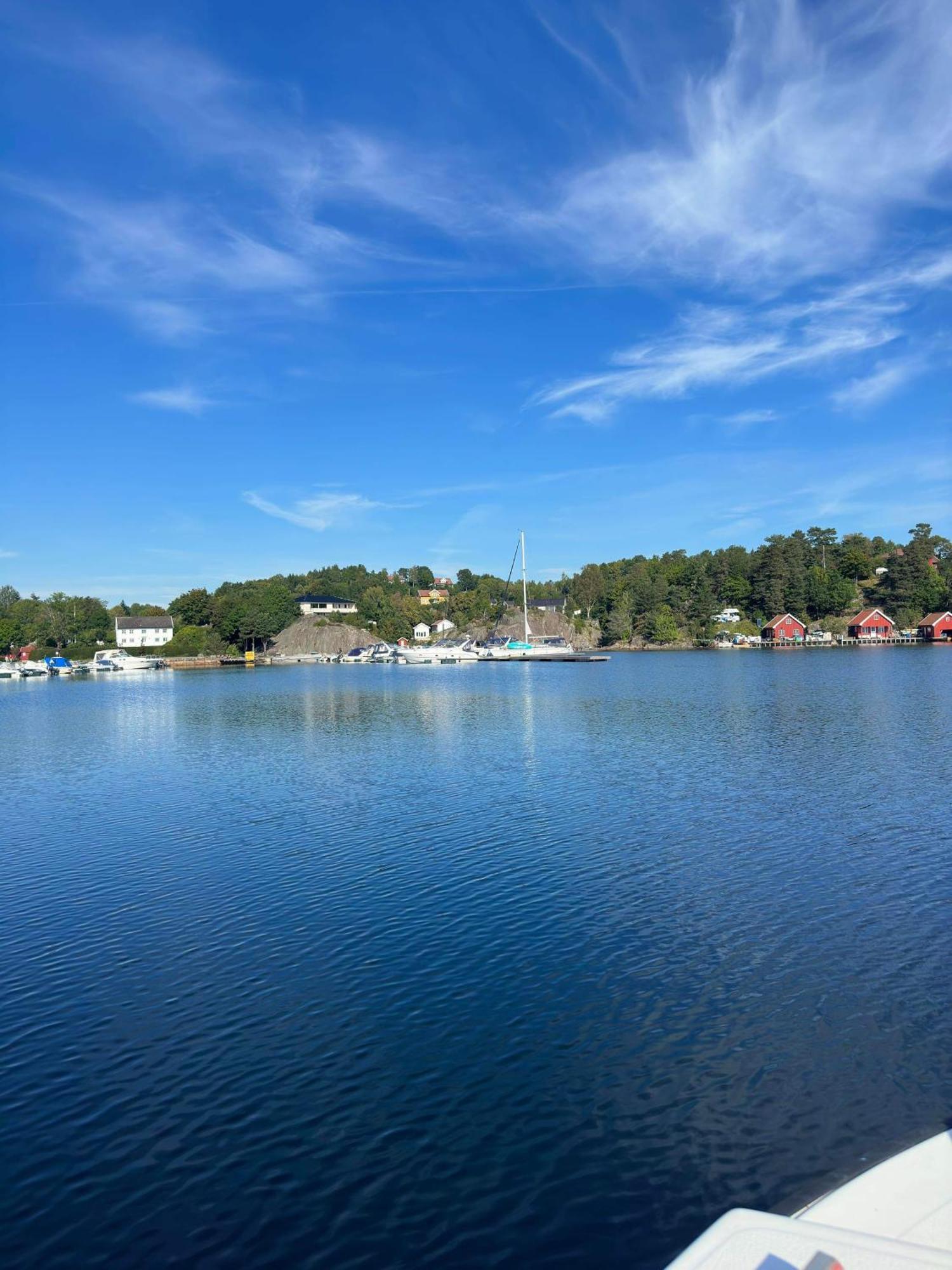 Cozy Cottage Close To Idyllic Archipelago With Additional Building If Booked For More Than 2 People Eydehavn Екстериор снимка